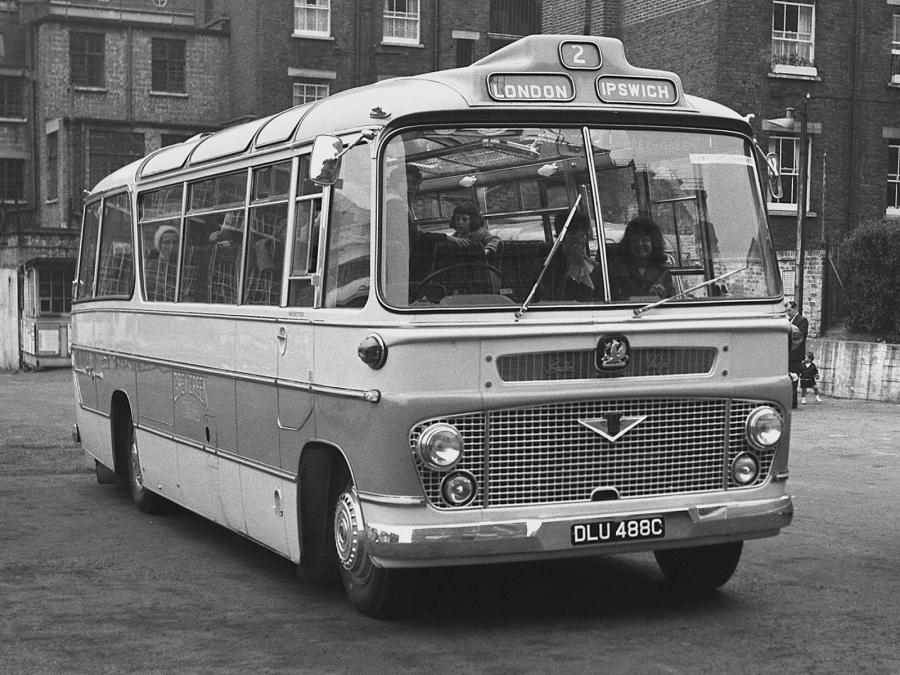  Bedford SB13 Duple Vega (C41F) 1965 года  (фото 2 из 2)